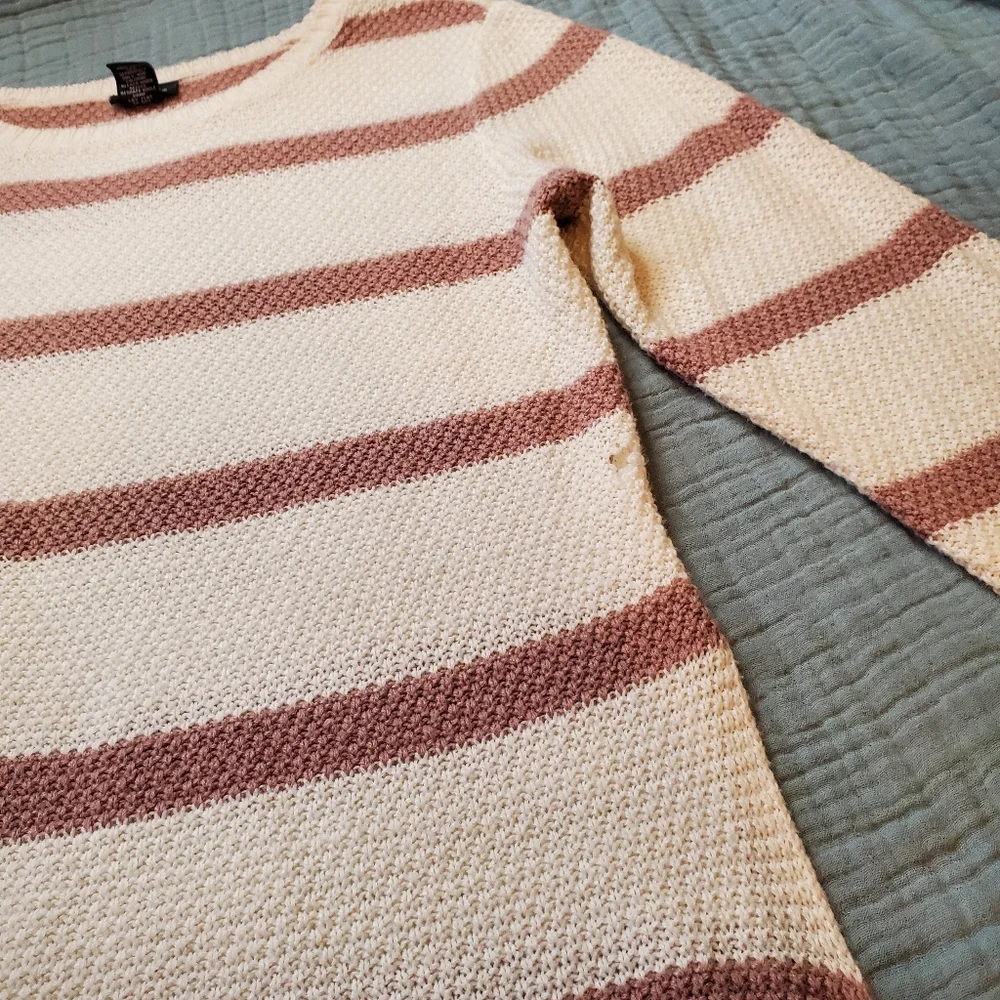 Striped sweater - Picture 3 of 4